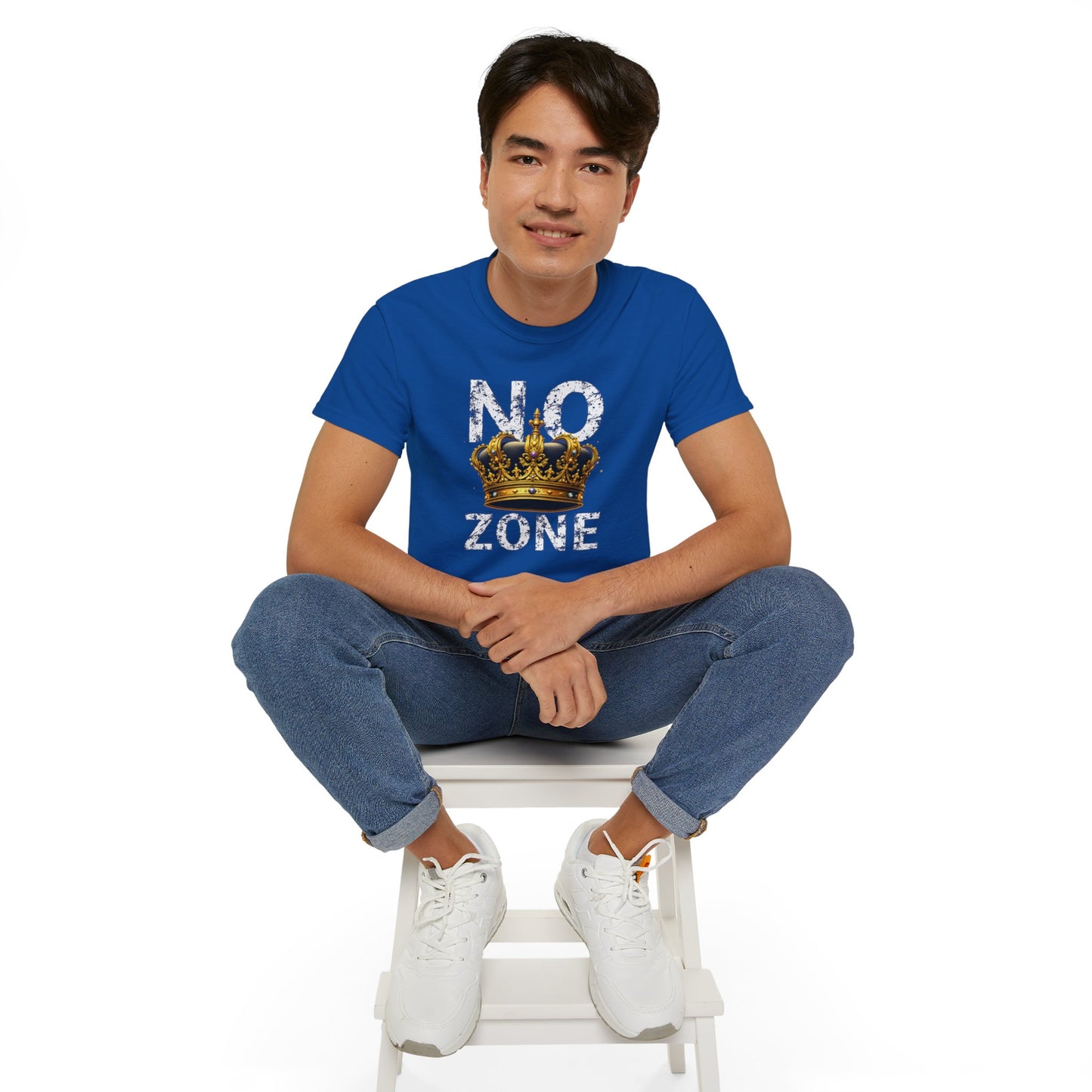 NO KINGS ZONE Graphic Tee | Streetwear T-Shirt with Royal Crown Design