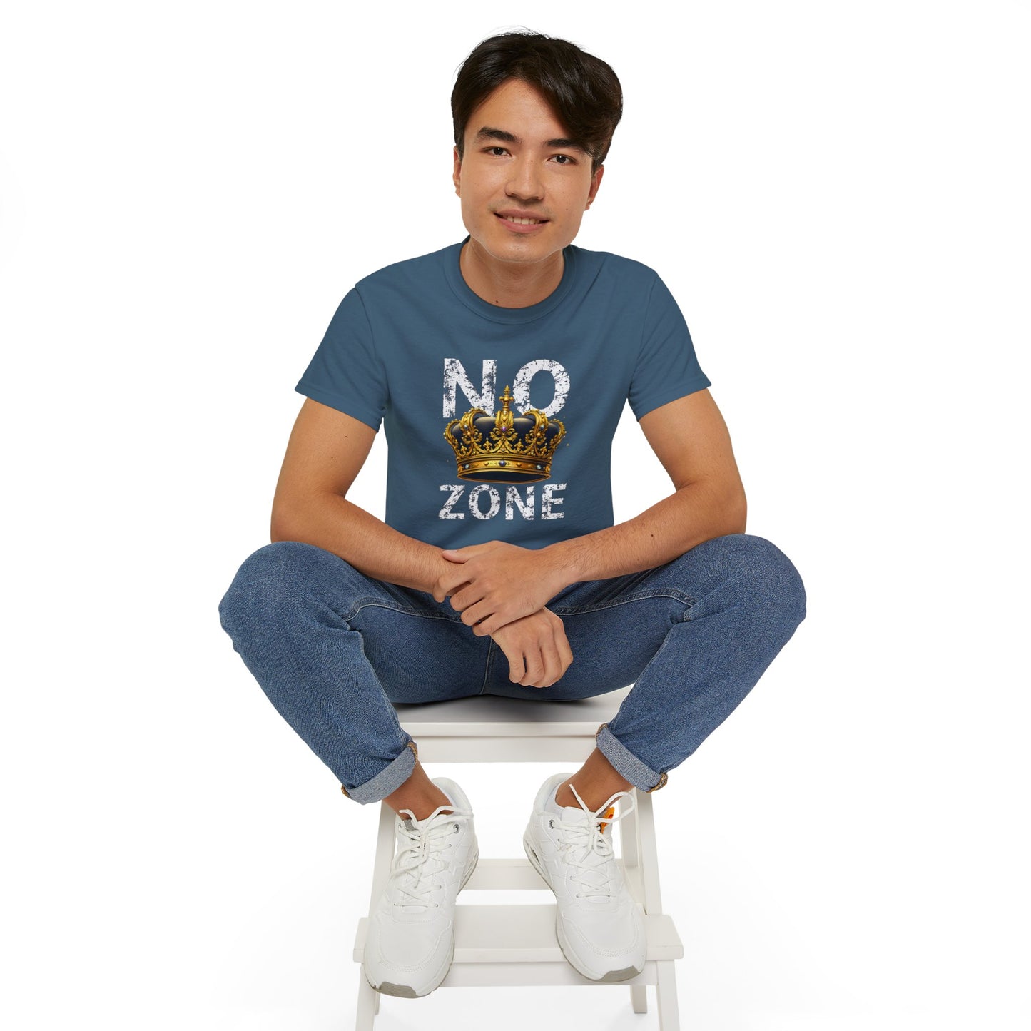 NO KINGS ZONE Graphic Tee | Streetwear T-Shirt with Royal Crown Design