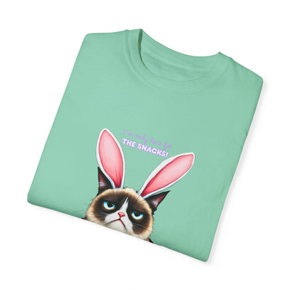 Comfort Colors 1717 Unisex Garment-Dyed T-shirt - “I’m Only Here for the Snacks” Funny Easter Bunny Cat Tee