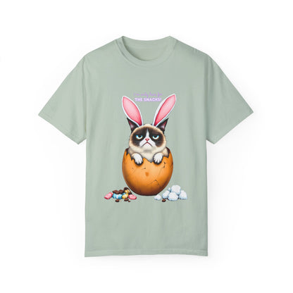 Comfort Colors 1717 Unisex Garment-Dyed T-shirt - “I’m Only Here for the Snacks” Funny Easter Bunny Cat Tee