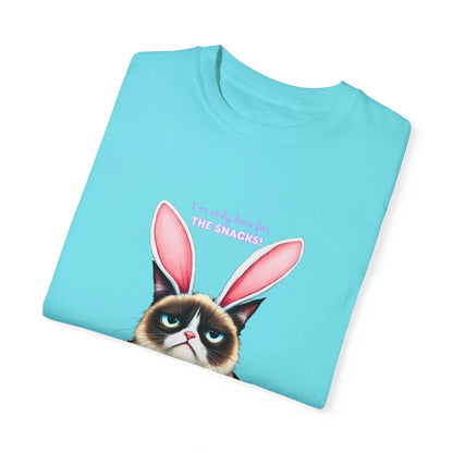 Comfort Colors 1717 Unisex Garment-Dyed T-shirt - “I’m Only Here for the Snacks” Funny Easter Bunny Cat Tee