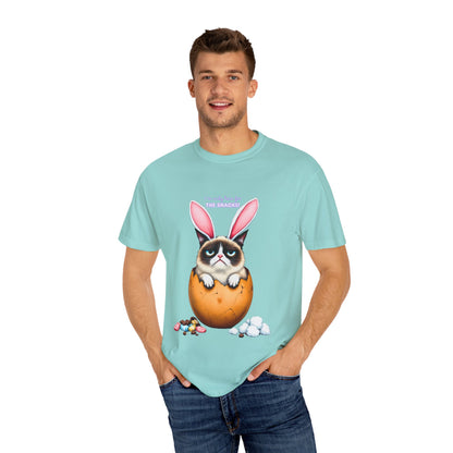 Comfort Colors 1717 Unisex Garment-Dyed T-shirt - “I’m Only Here for the Snacks” Funny Easter Bunny Cat Tee