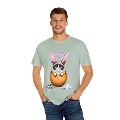 Comfort Colors 1717 Unisex Garment-Dyed T-shirt - “I’m Only Here for the Snacks” Funny Easter Bunny Cat Tee