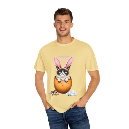 Comfort Colors 1717 Unisex Garment-Dyed T-shirt - “I’m Only Here for the Snacks” Funny Easter Bunny Cat Tee