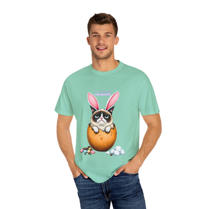 Comfort Colors 1717 Unisex Garment-Dyed T-shirt - “I’m Only Here for the Snacks” Funny Easter Bunny Cat Tee